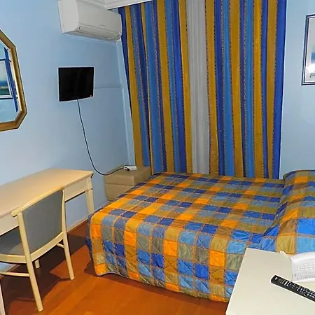 Antares Hostel *