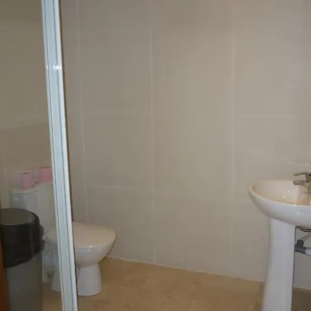 Antares Albergue Nice