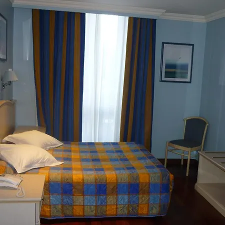 Antares Hostal *